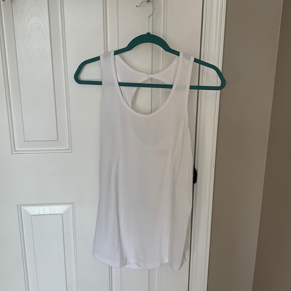 Zyia twist tank